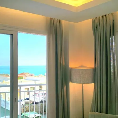 Seaview Retreat Center, With Pool And Amazing Views By Namaste Elite 托雷莫利诺斯